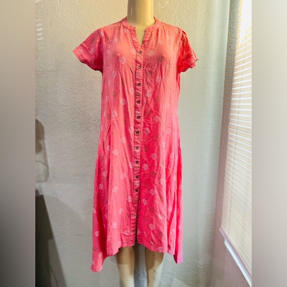 Avaasa women’s dress size L gentle use soft fabric - Picture 3 of 9